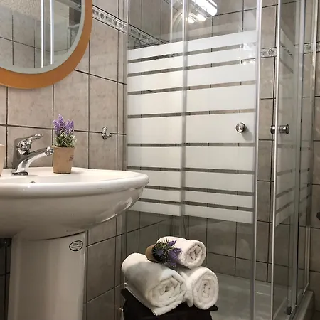 Porfyra Deluxe Apartmán *